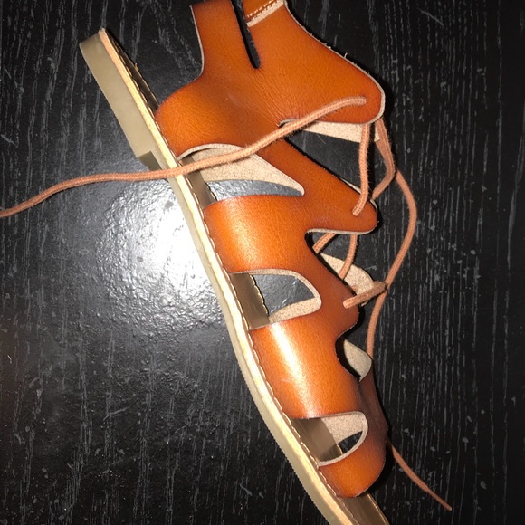 gap lace up sandals - Picture 3 of 3